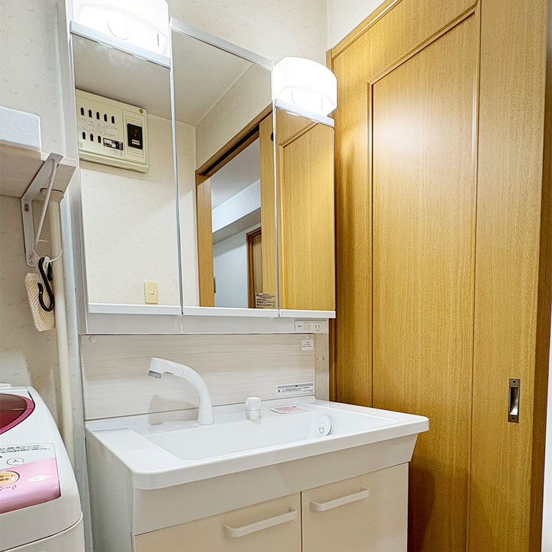 洗面化粧台交換後