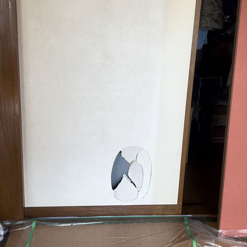 施工前：床の剥がれ・ブカブカが気になる