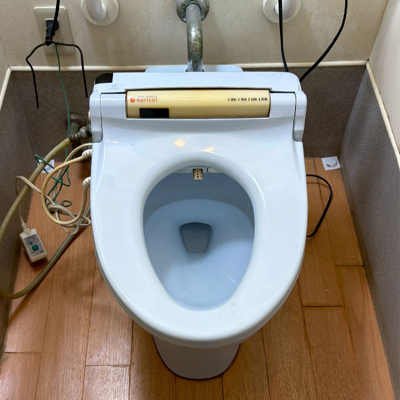 便座交換前